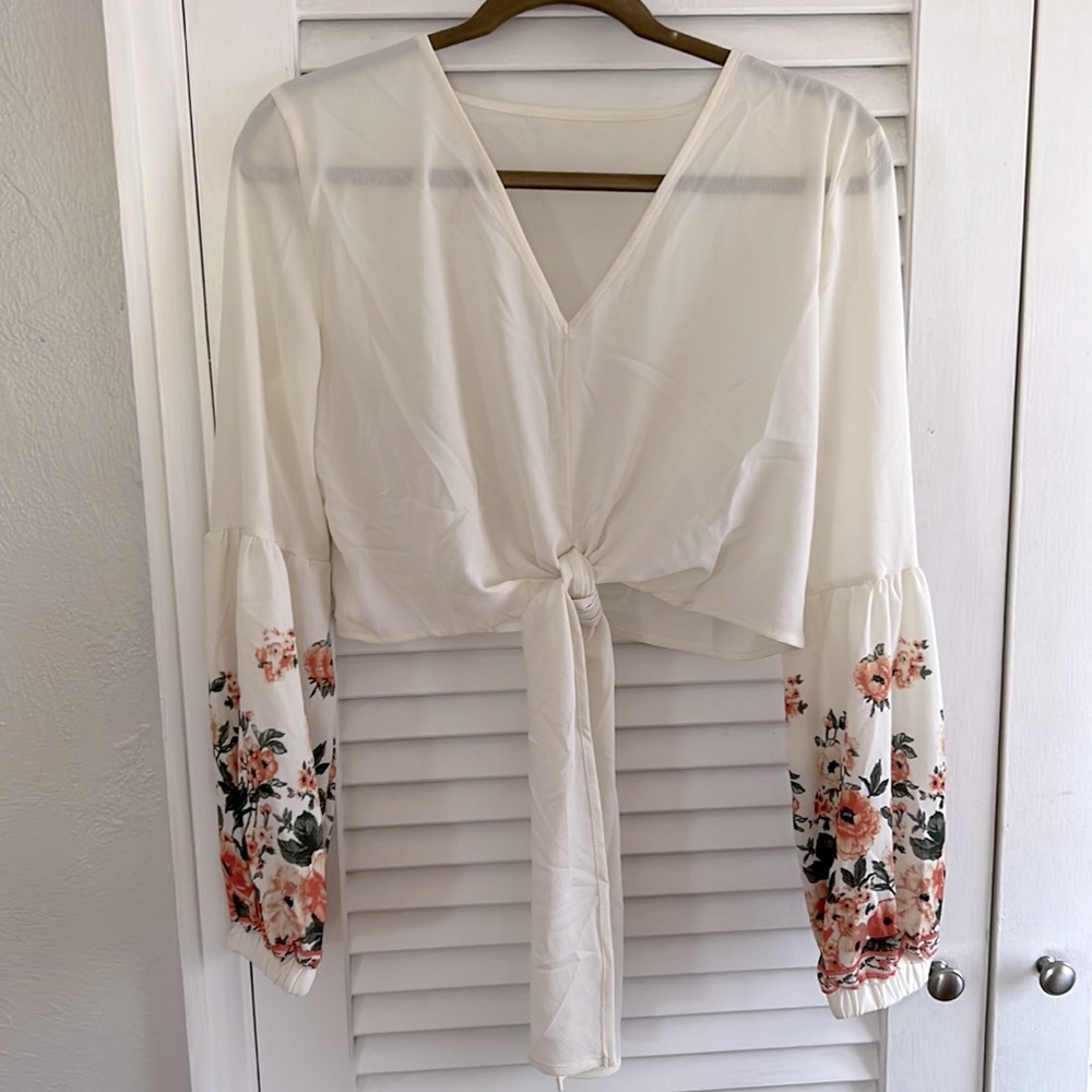 Shear Crop Floral Sleeve Top With Tie